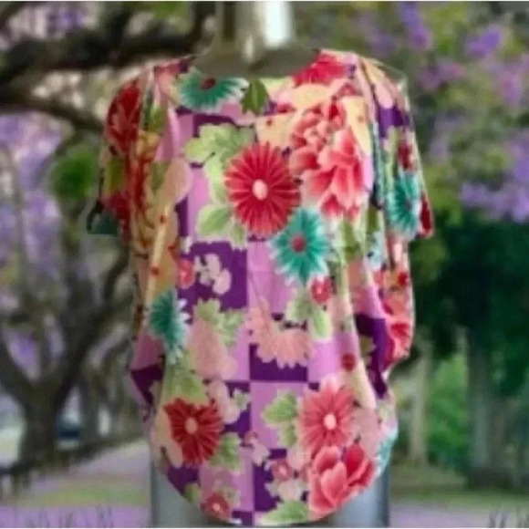 🆕BCBGMaxAzria Floral Print Top - Picture 10 of 14